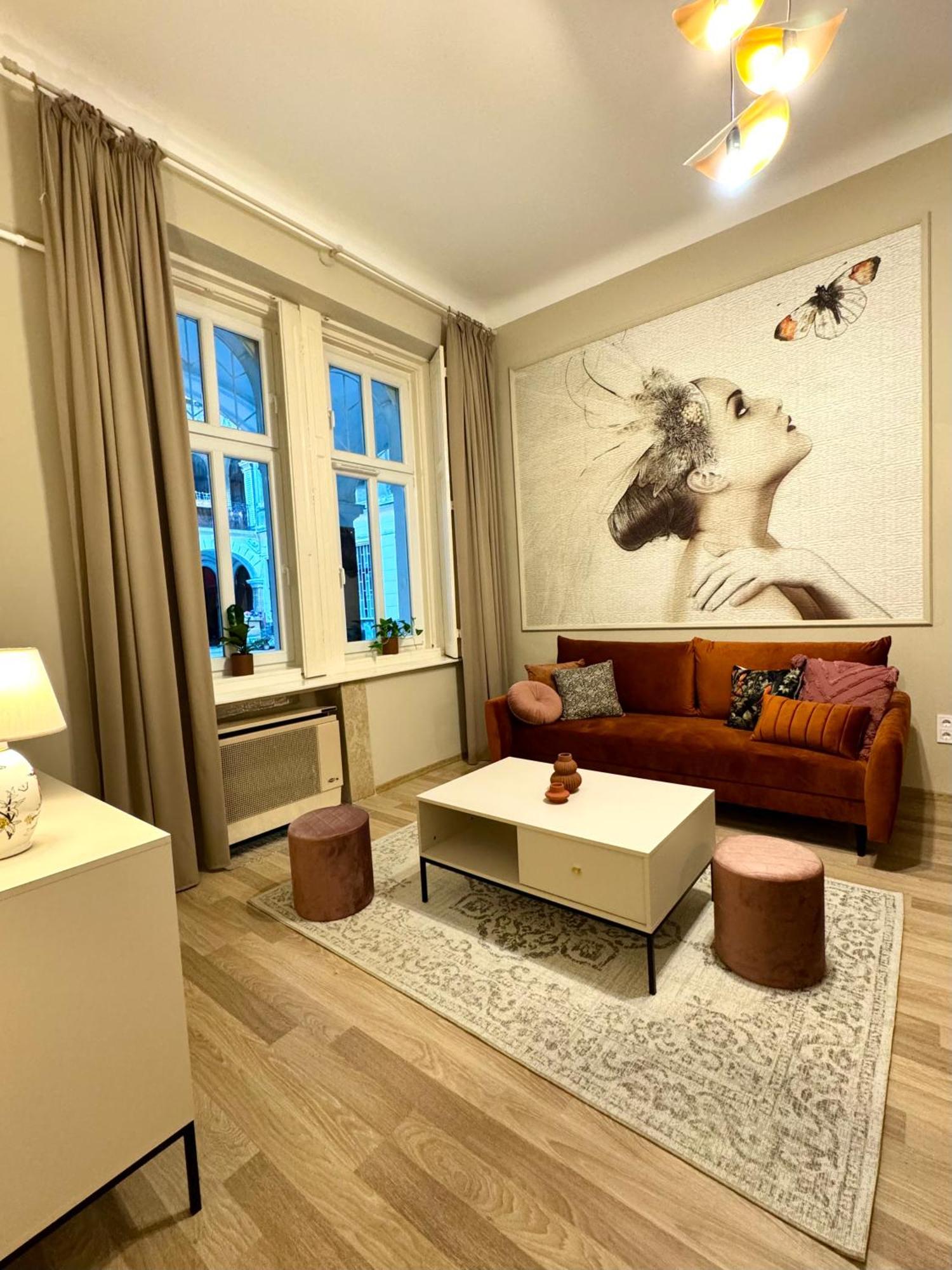 Stay At Liz Budapest Central Экстерьер фото