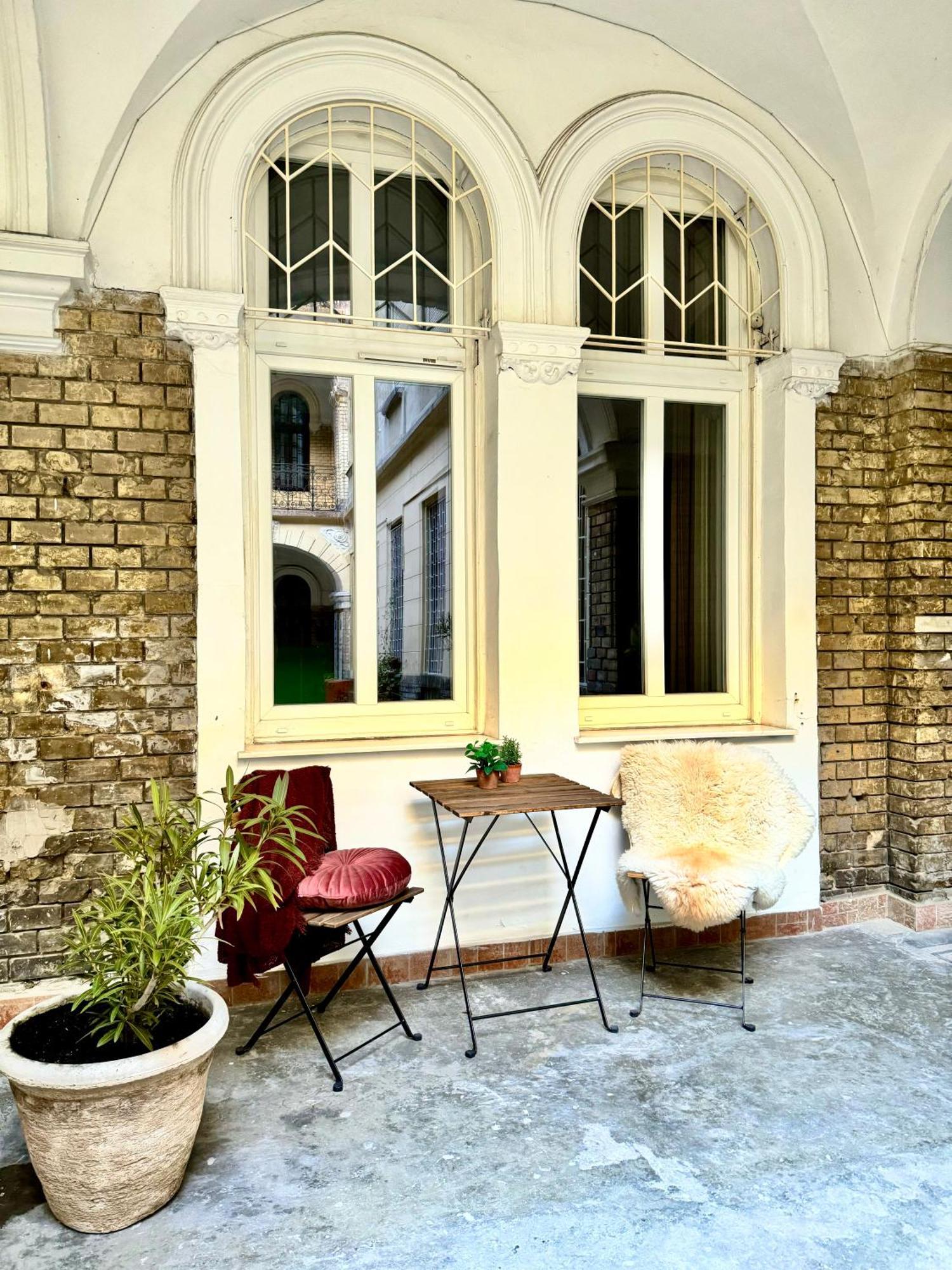 Stay At Liz Budapest Central Экстерьер фото